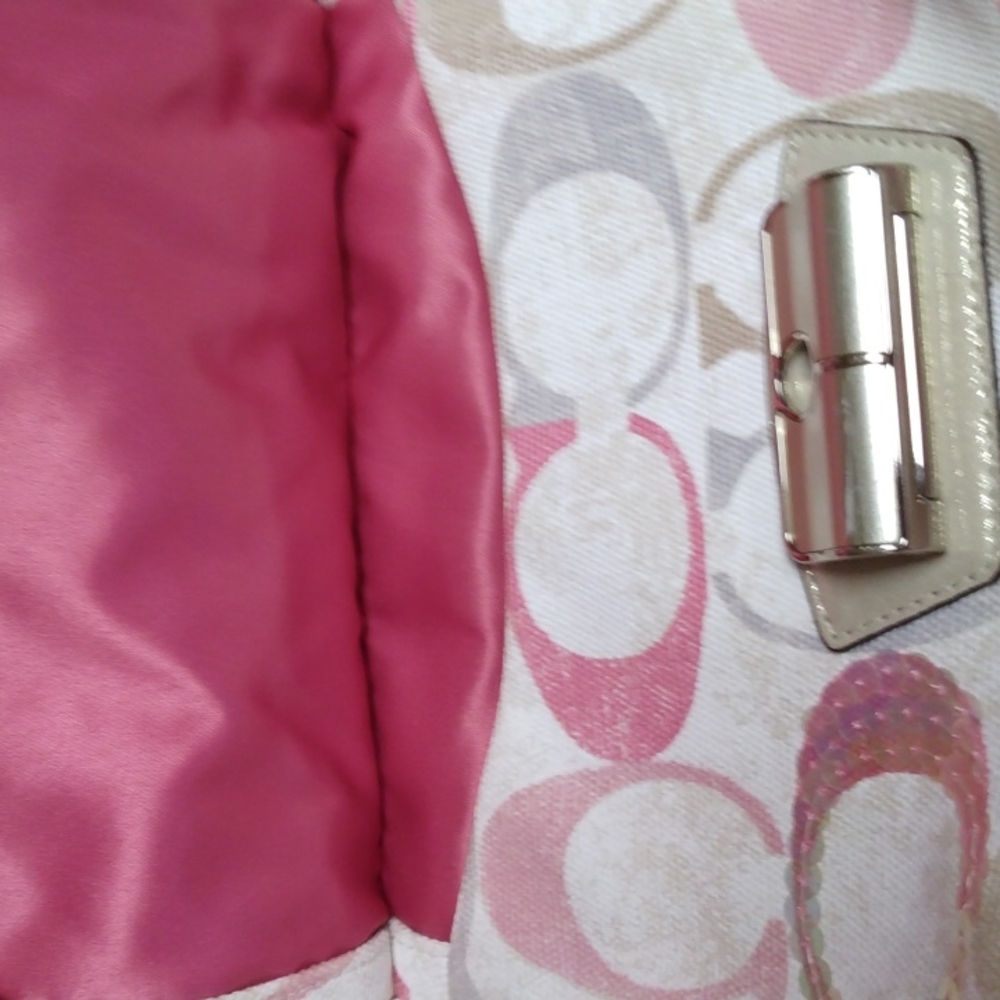 Coach Handbag - Picture 2 of 8